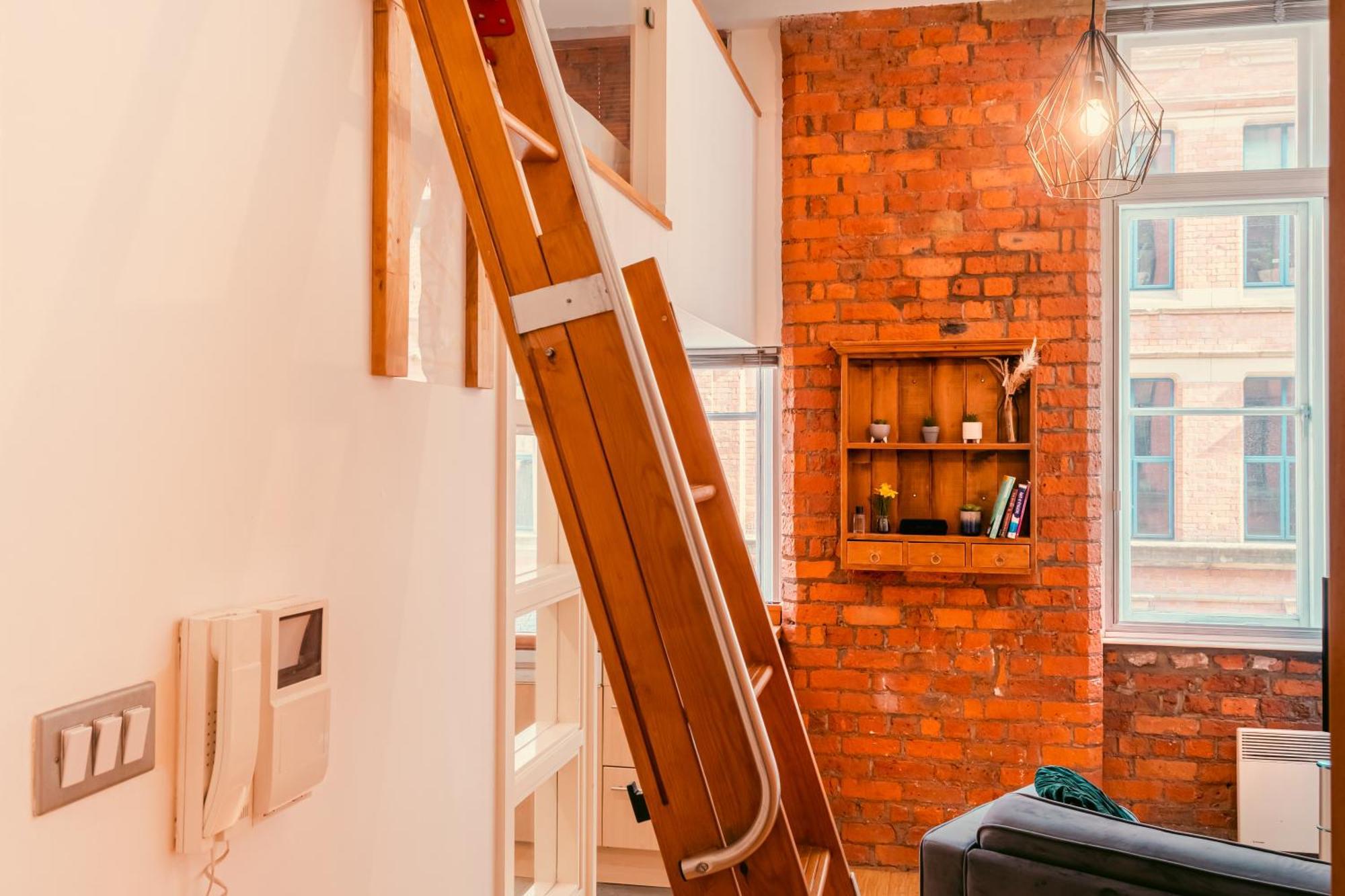 Chic Georgian Flat In Central Manchester Exterior photo